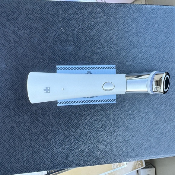 Medicube - Age-R ATS Air Shot - Picture 4 of 4